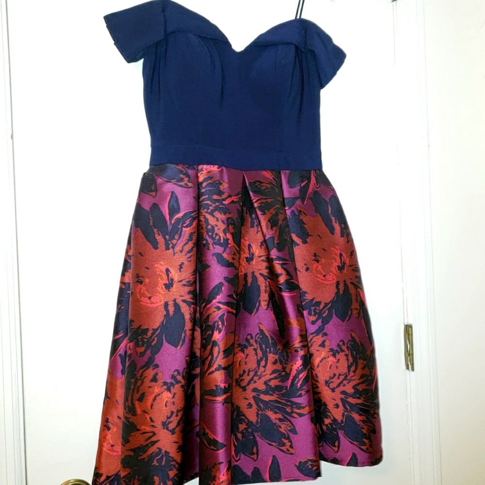 Above-knee formal gown multi-colored floral WITH POCKETS size 1/2